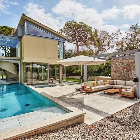 Calanque, Villa Saint-Tropez